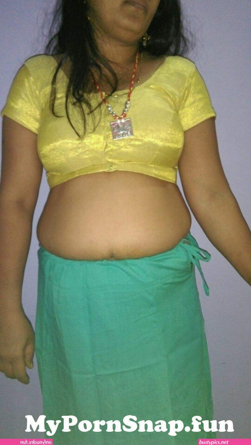 des blouse open boobs photo