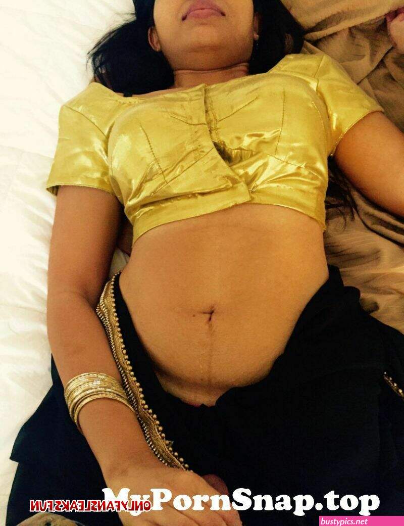 malu anti bhabhi ke boobs chut ke foto