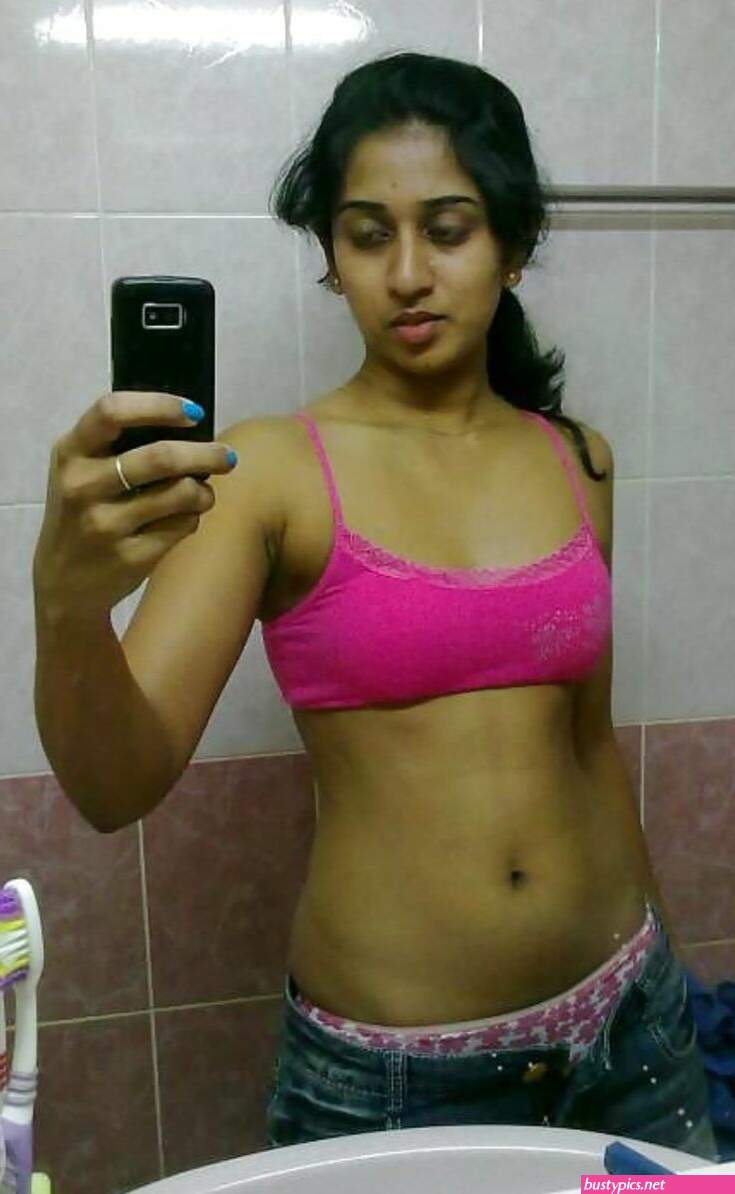 pak sexy girls bra removing pic