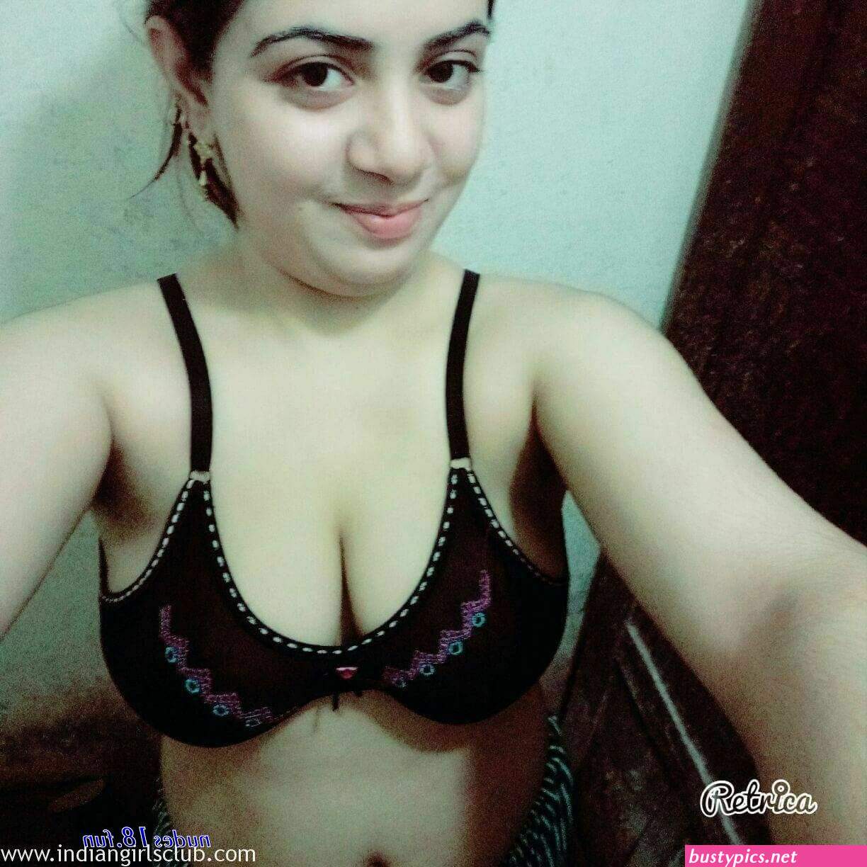 pak sexy girls bra removing pic