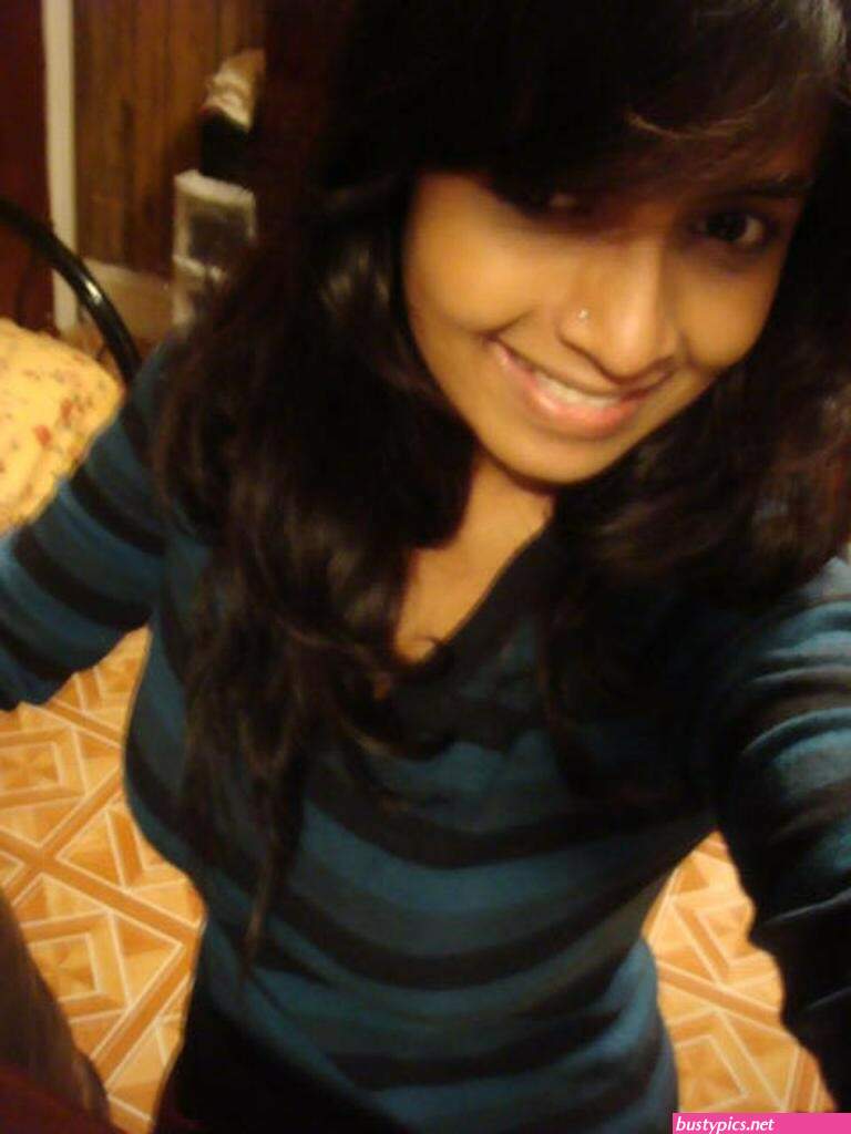 pak sexy girls bra removing pic