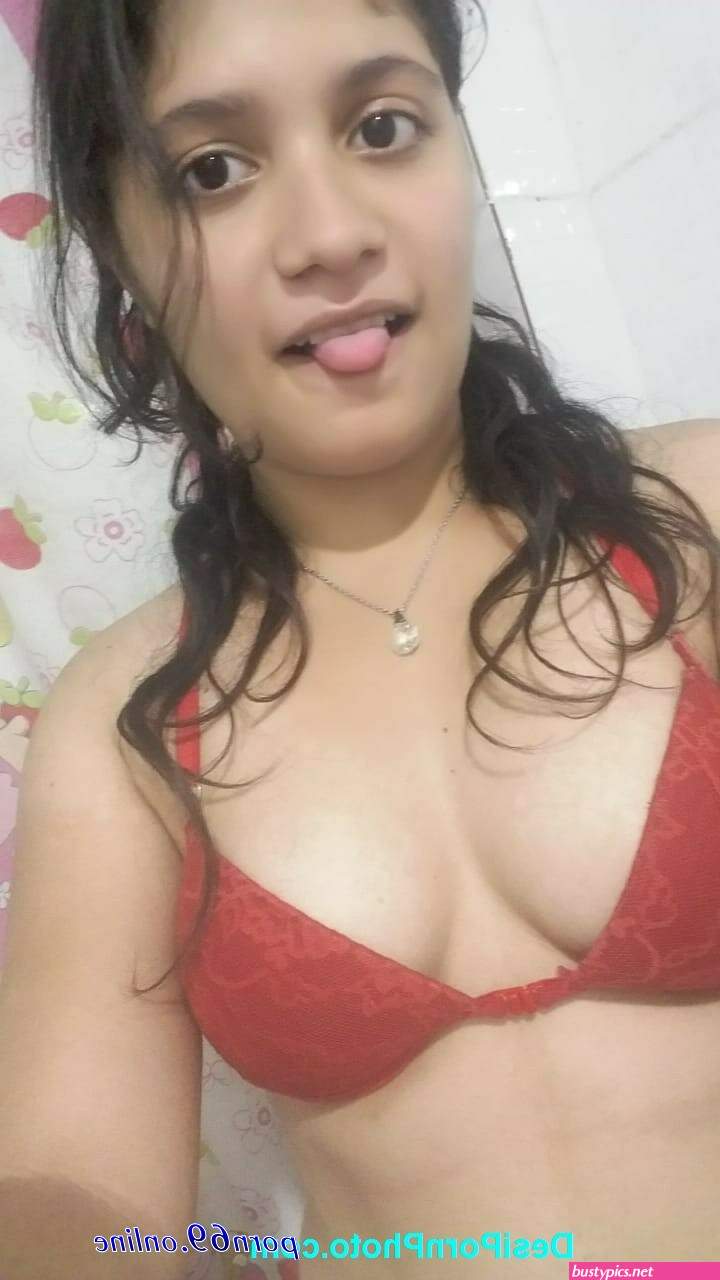 pak sexy girls bra removing pic