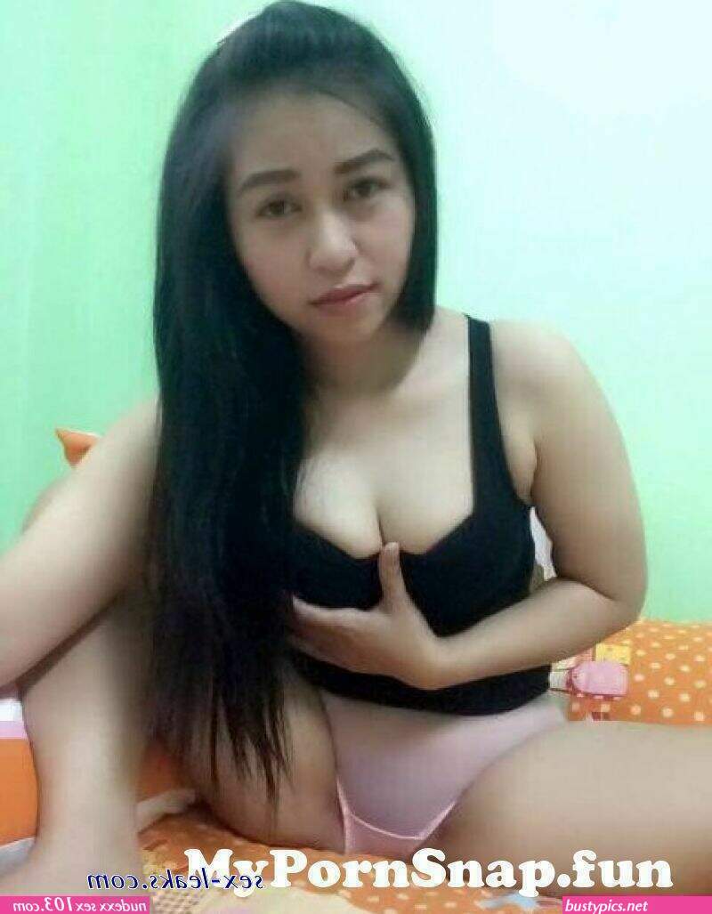 pamer memek abg hitam manis