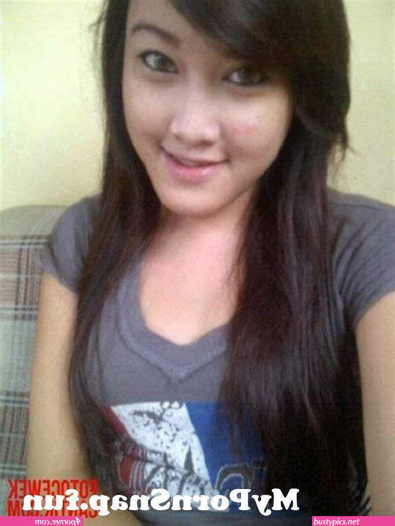 pamer memek abg hitam manis