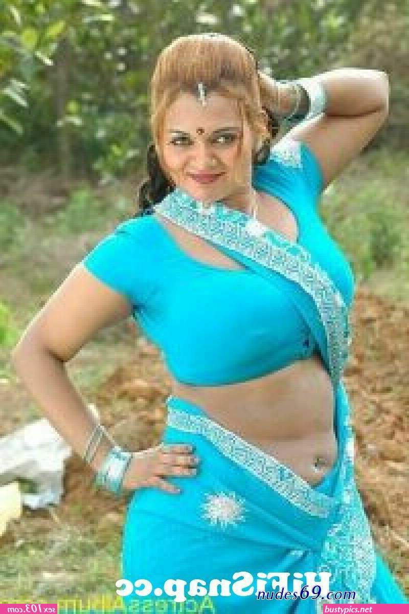 tamil aunty hot big boobs images