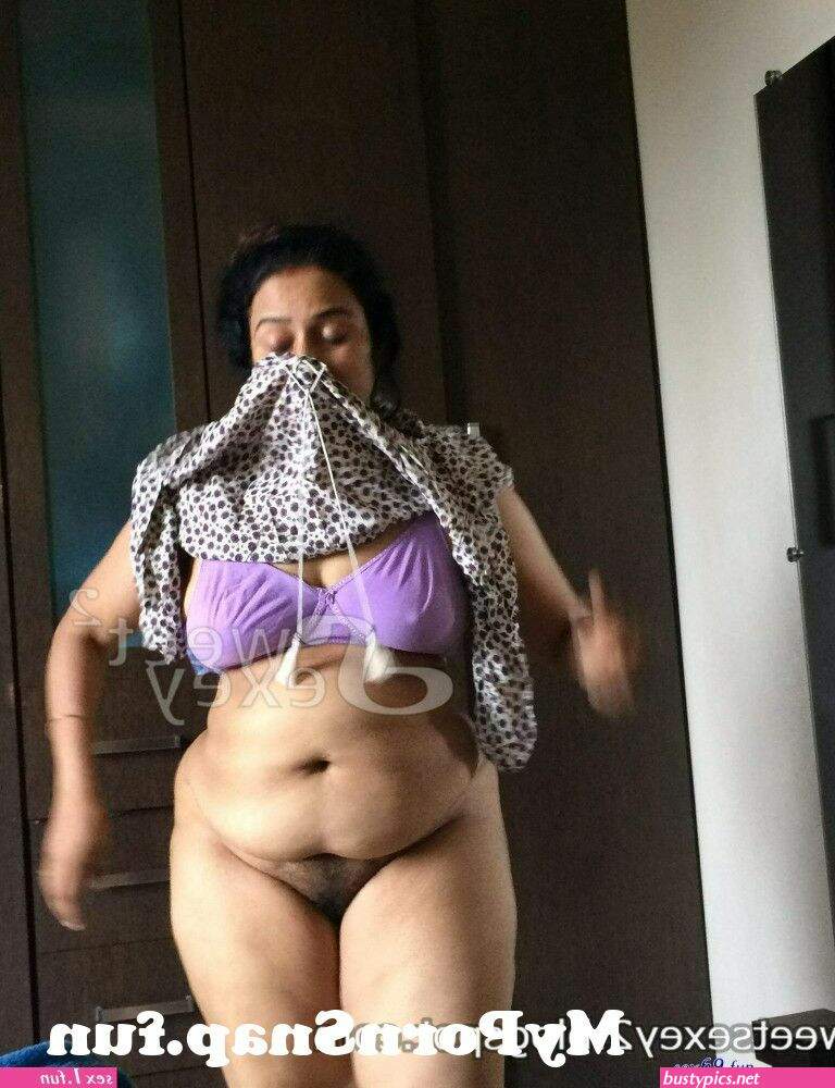 akkul nude photos