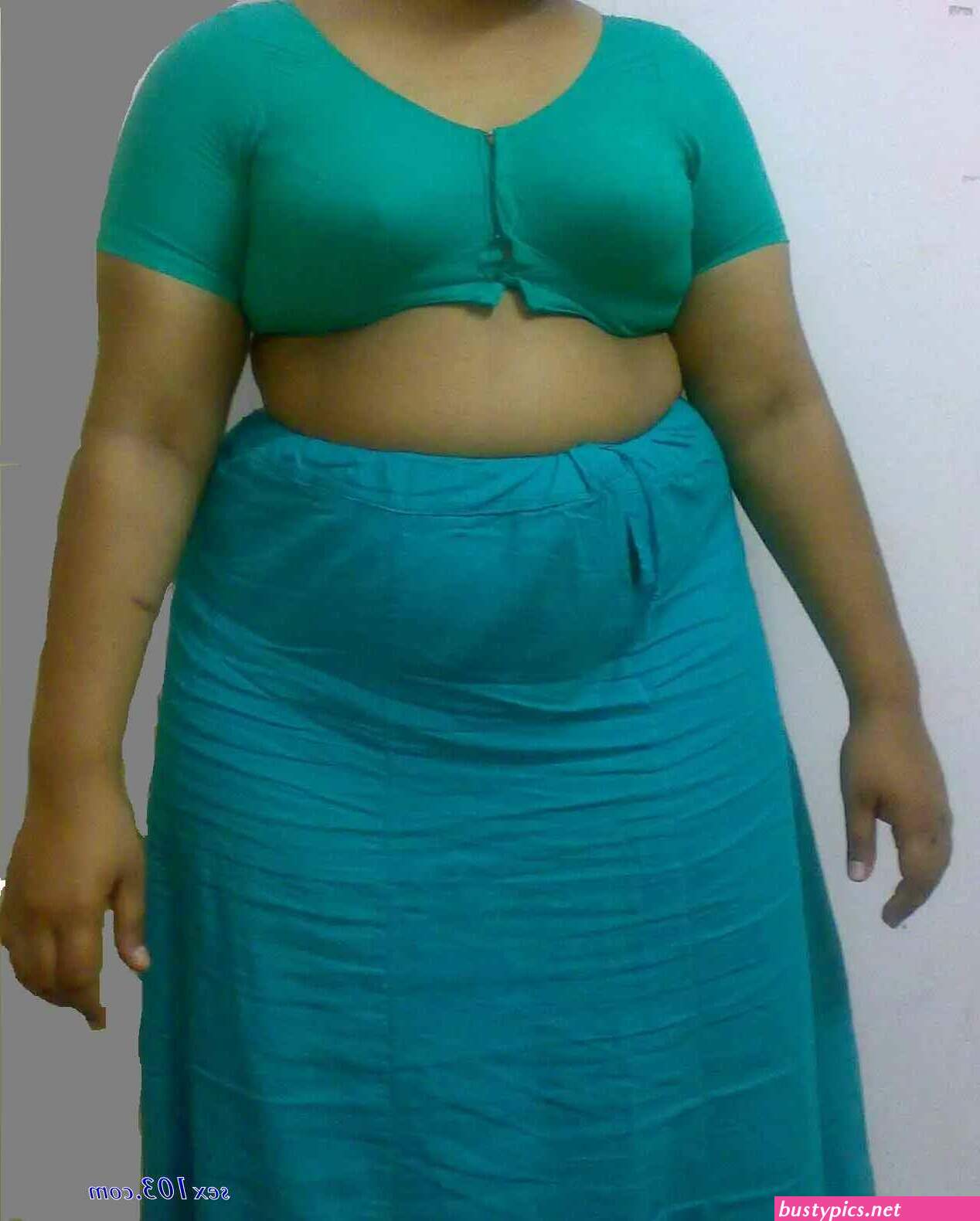 aunty saree blouse big boobs images hd
