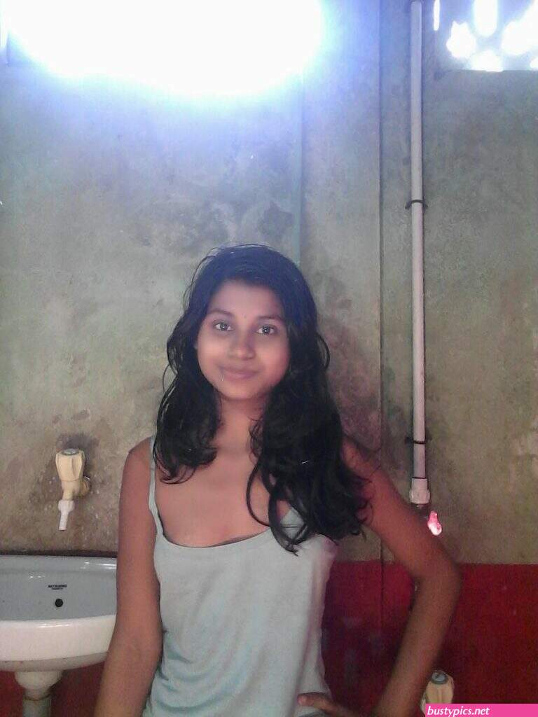desi village teen bath nude pic