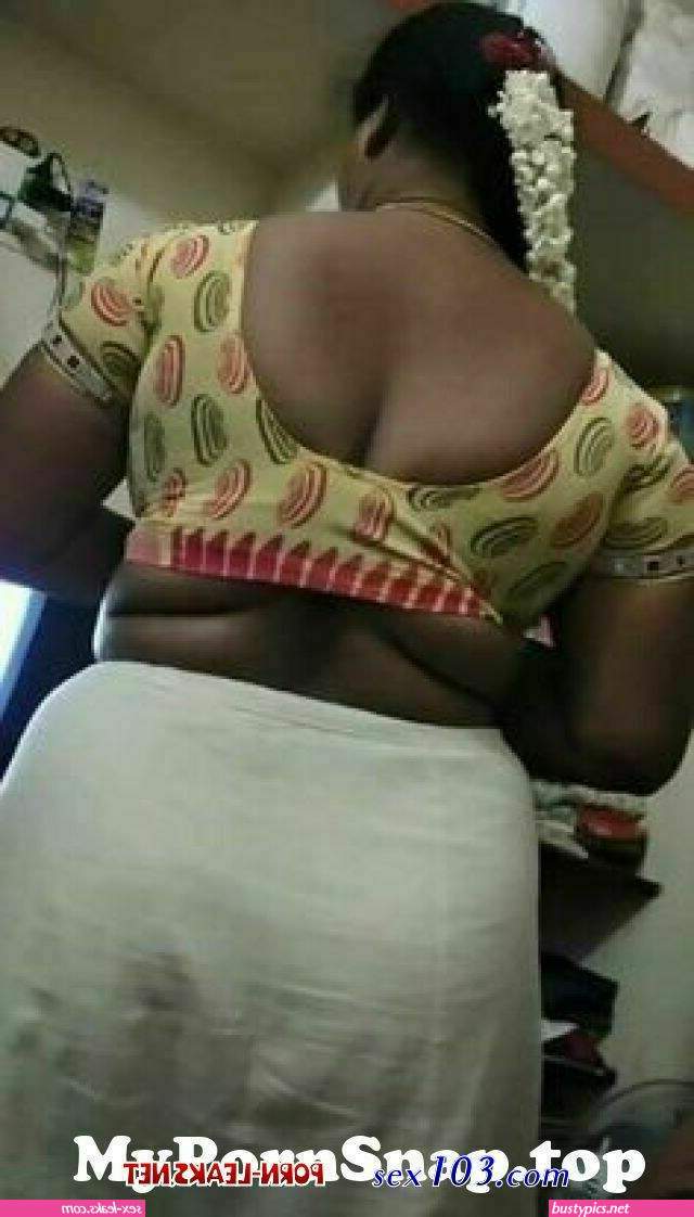 indian.fat.aunty.periya.kundi.phot