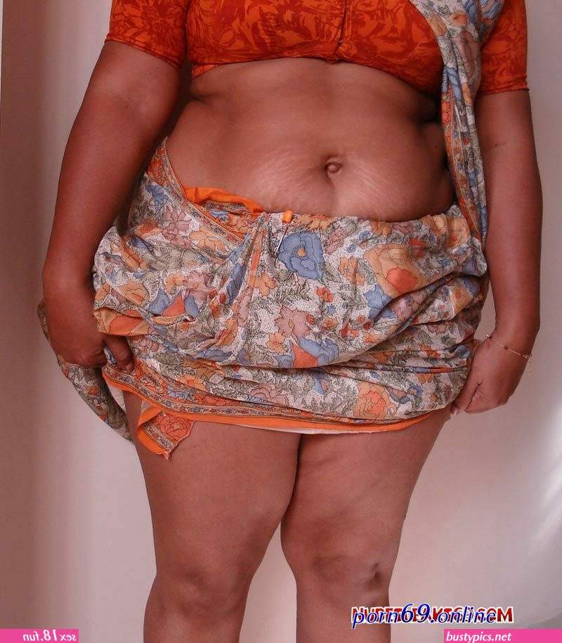 indian.fat.aunty.periya.kundi.phot