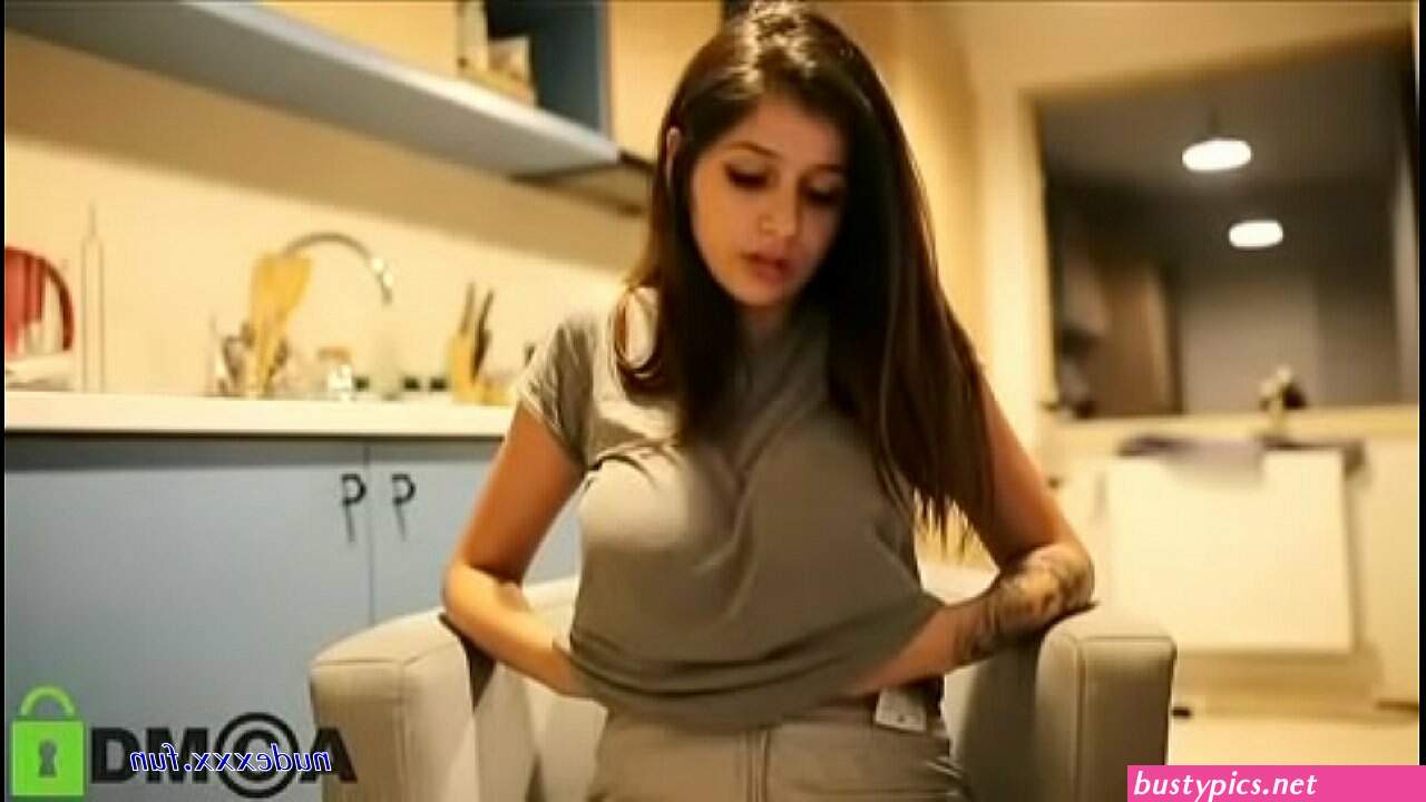 julia tica solo