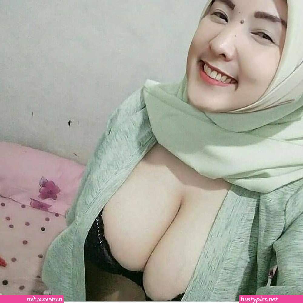 memek hijab semok