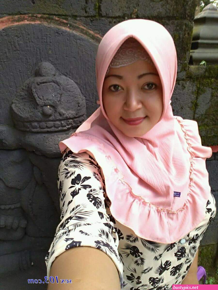 memek hijab semok
