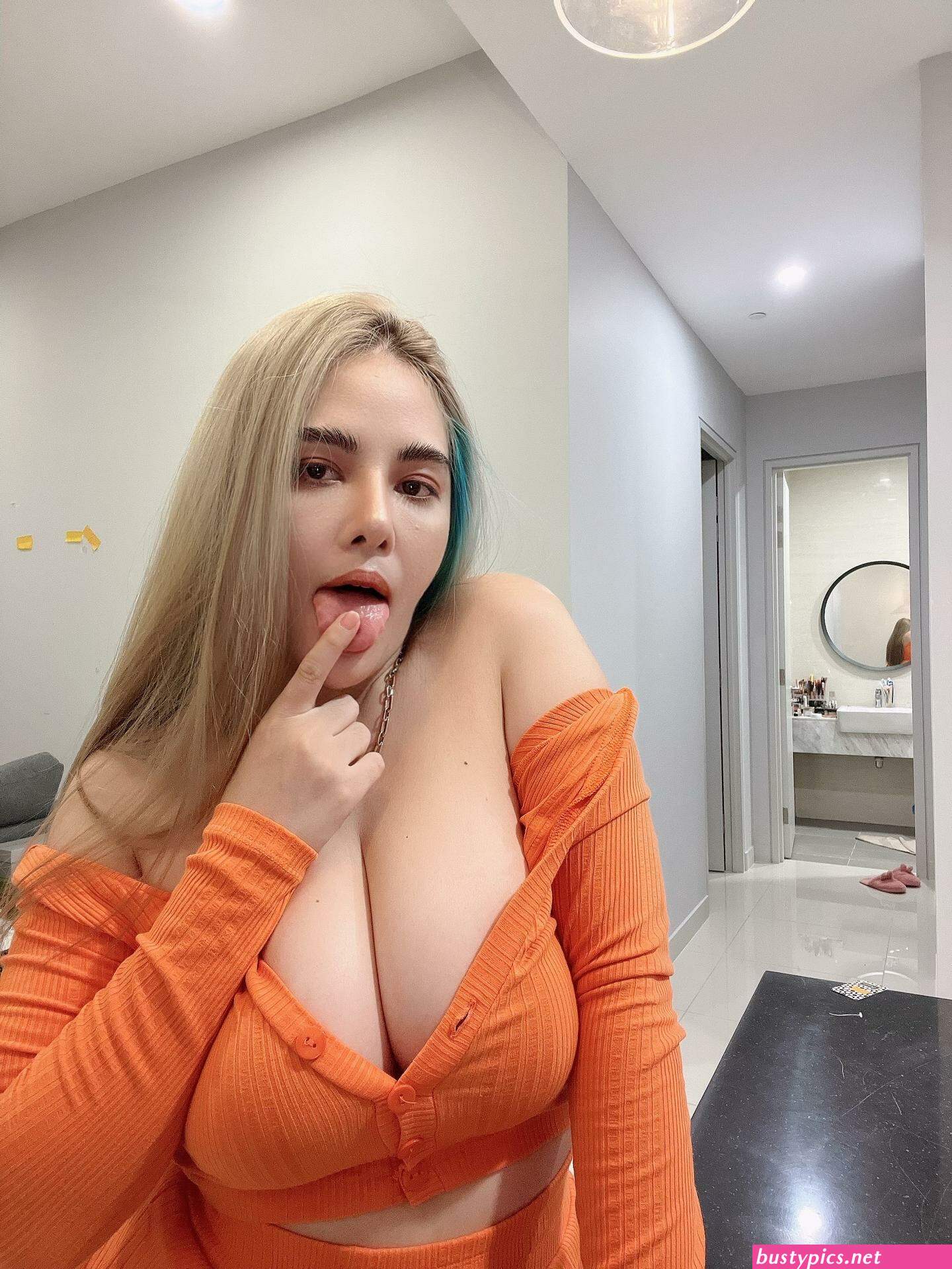 nude asmr wan