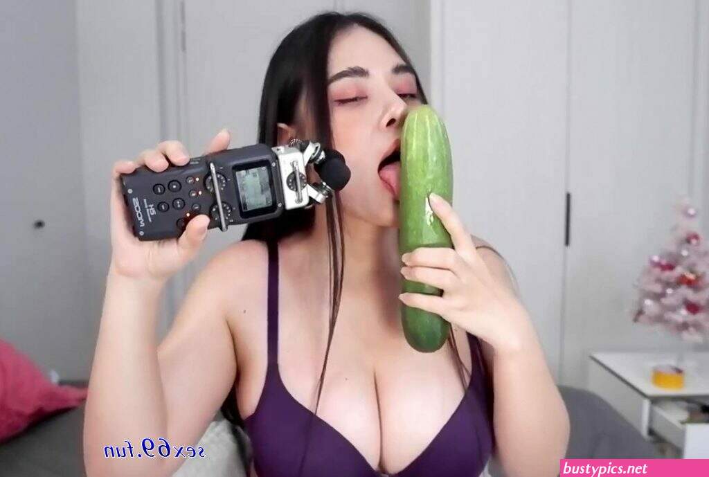 nude asmr wan