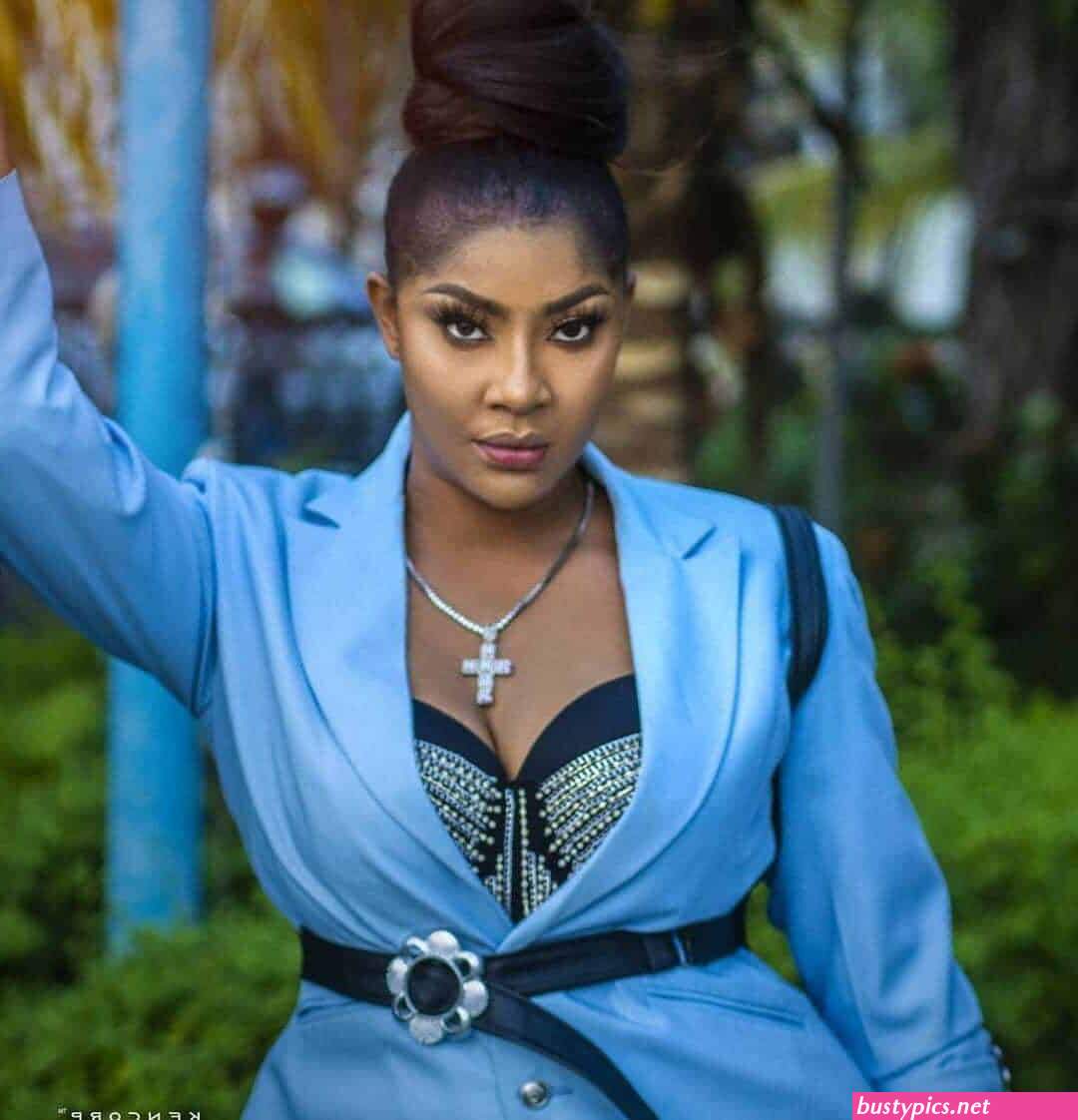 www.celeb9ja pussy naked.com