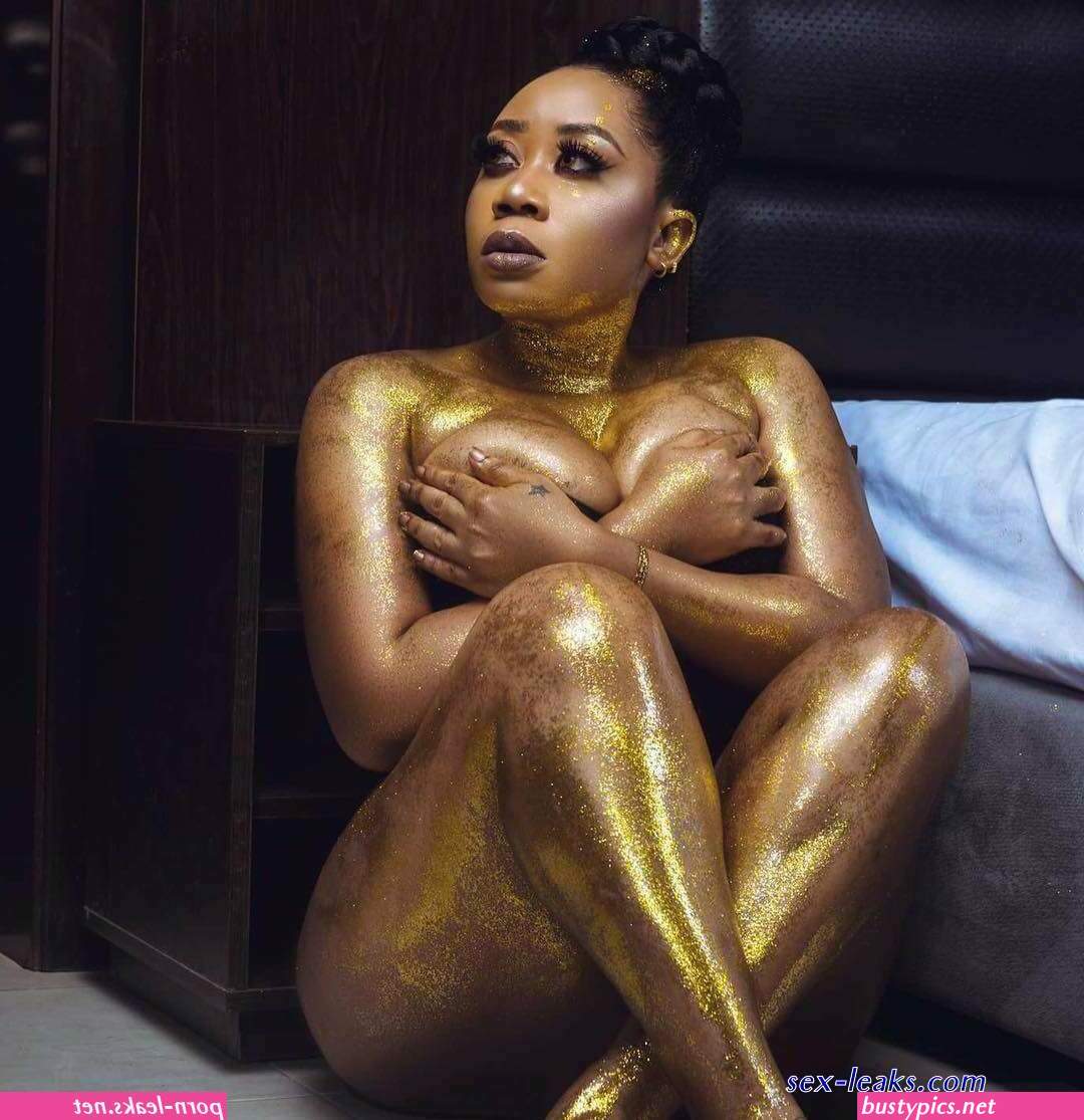 www.celeb9ja pussy naked.com