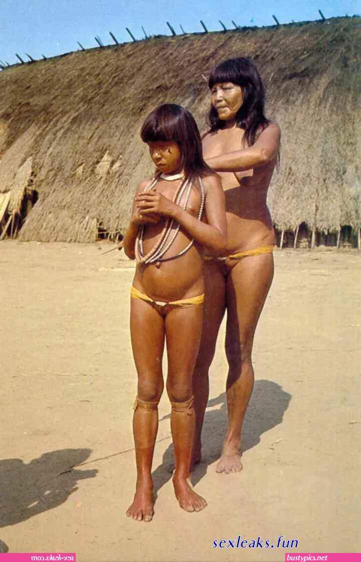 afrika giril naked