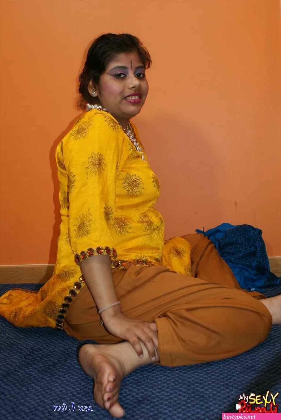 anti ki nagi photos gallary