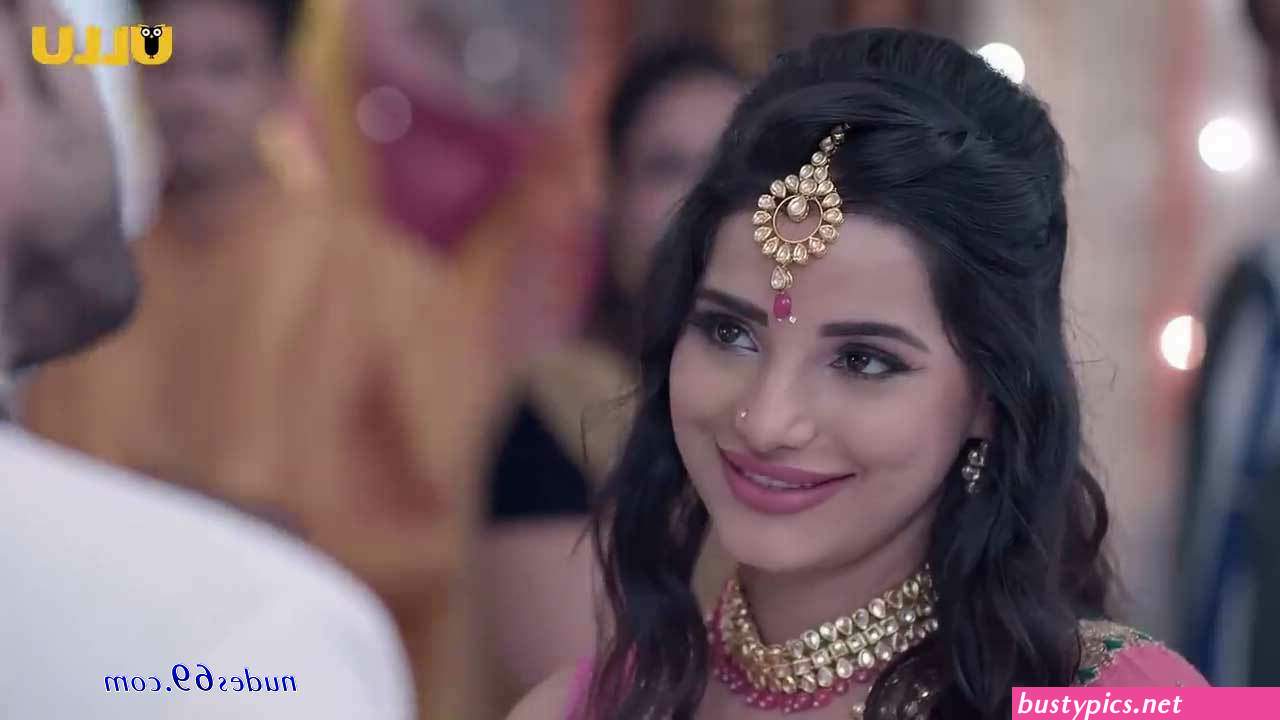 anushka srivastava nude boobs