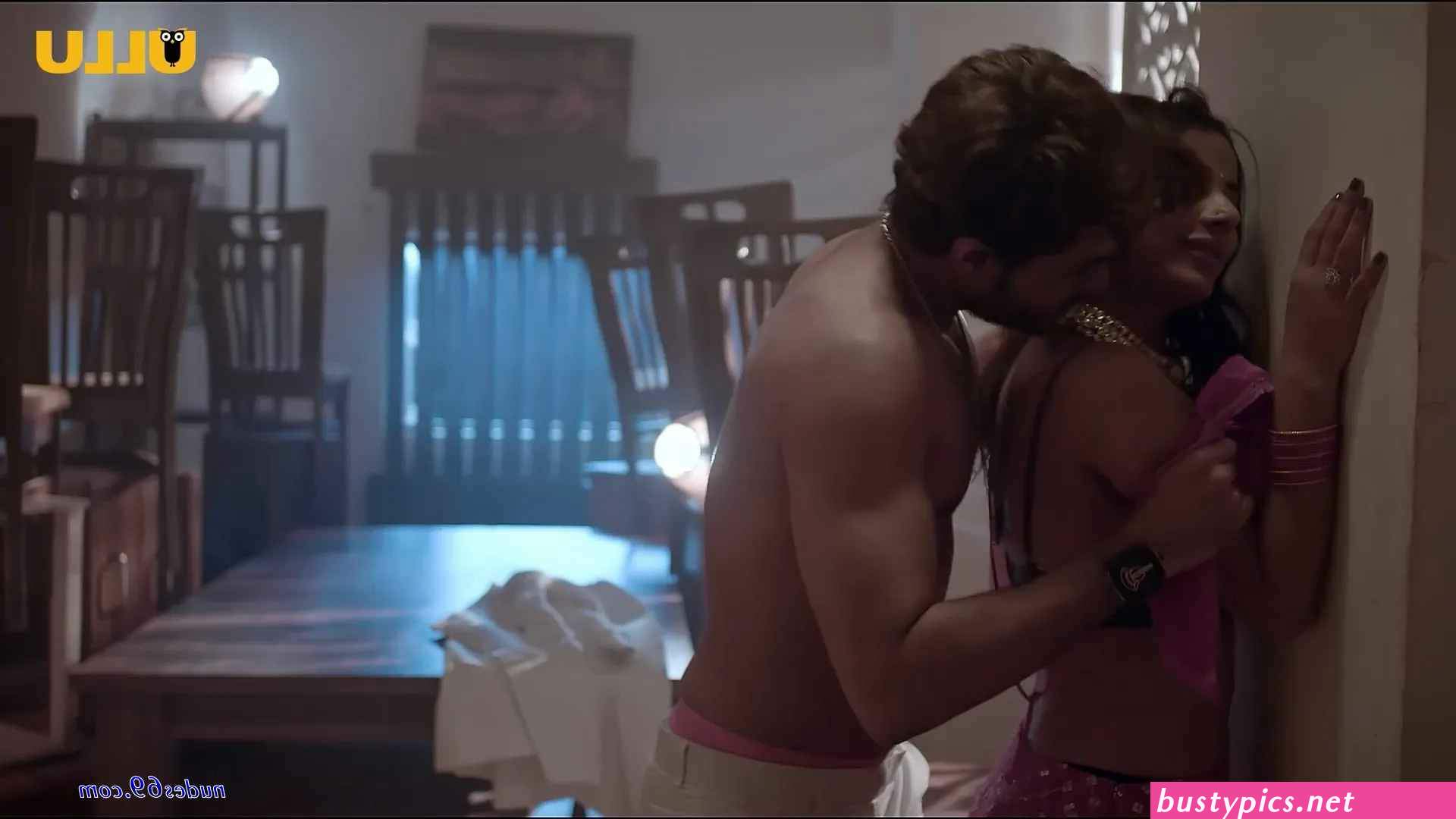 anushka srivastava nude boobs