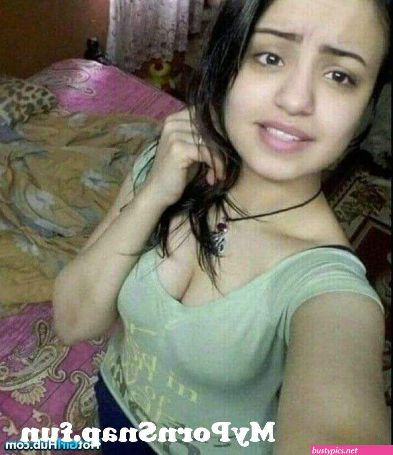 beautiful cute boobs girls selfies