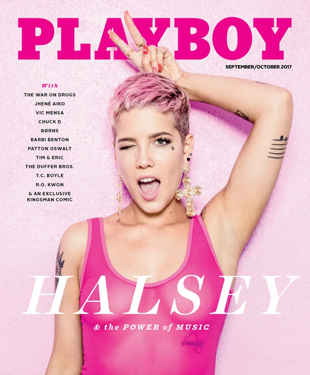 halsey posing naked-girl