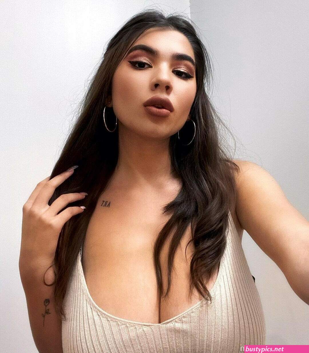 leaked onlyfans of annaartsv