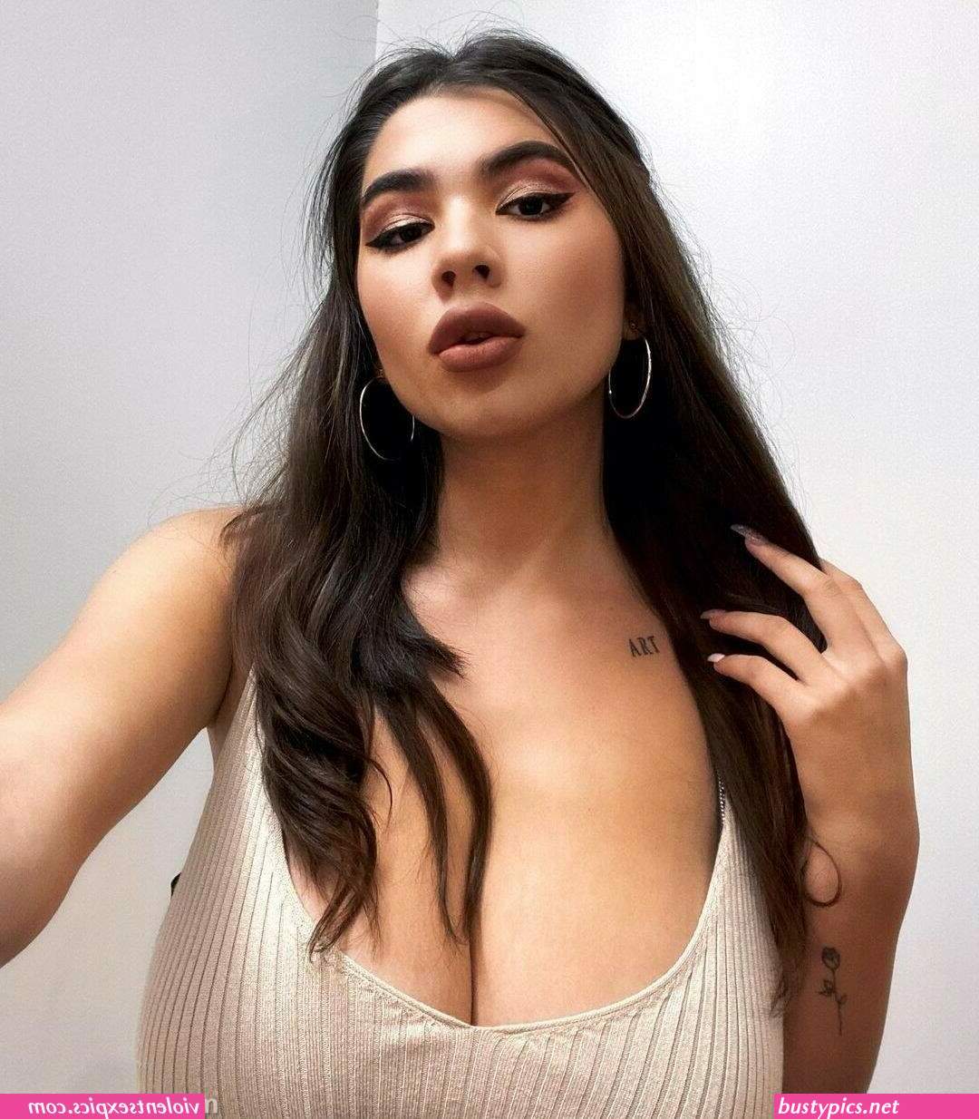 leaked onlyfans of annaartsv