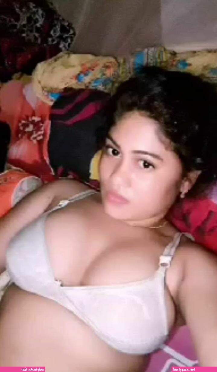 nacked arabic beautiful sexy girls hry pussy pics n gallaries