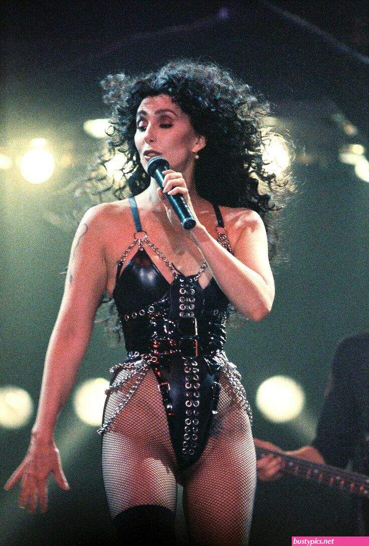 nude cher