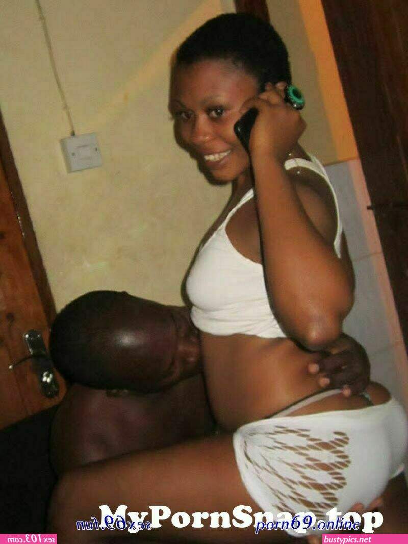 picha za mwanamke akitobwa