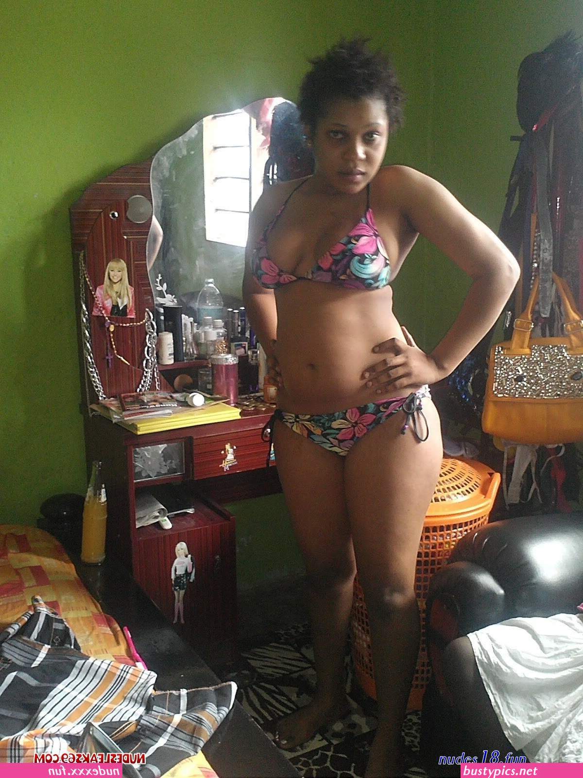pothos of zuchu naked