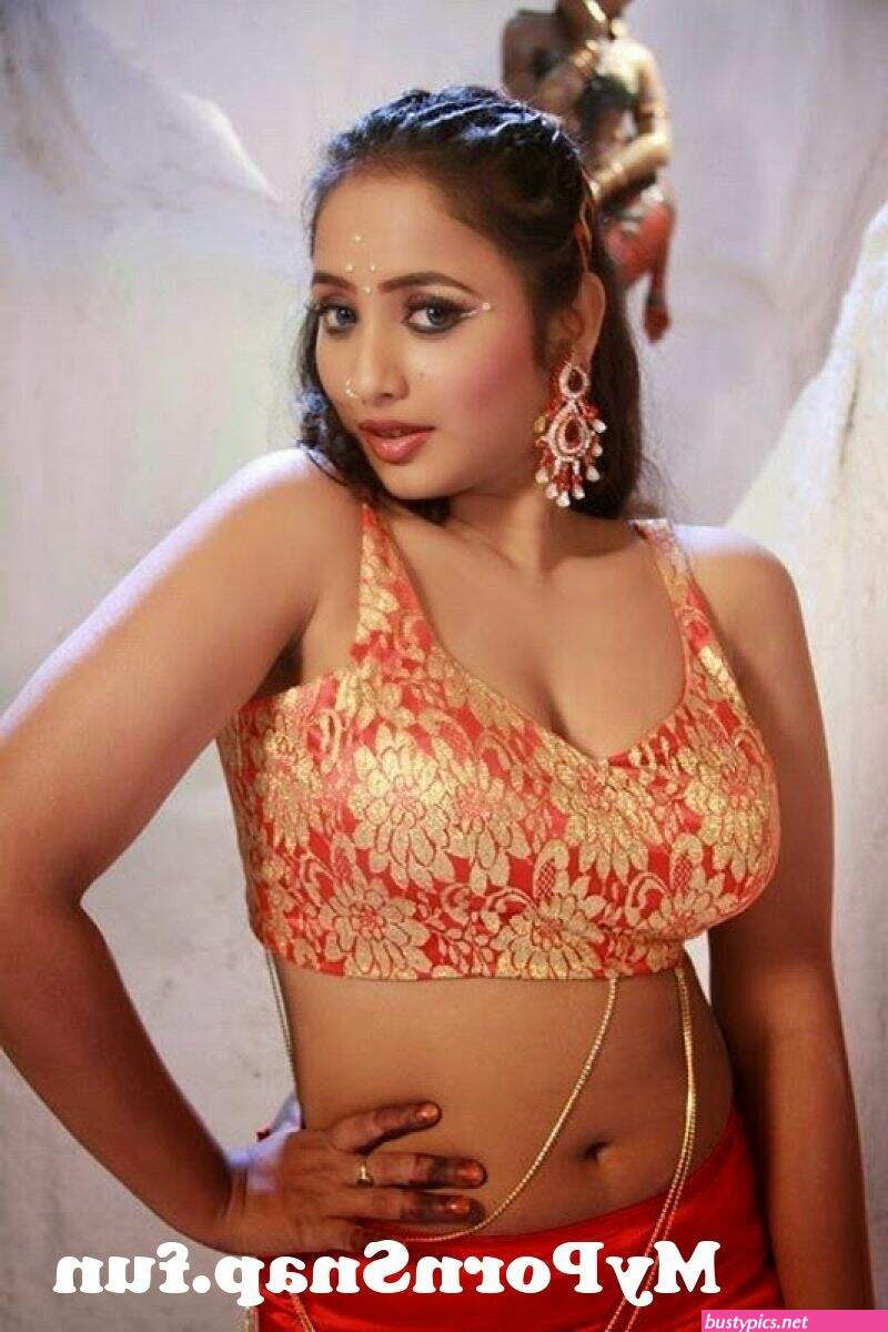 women full open boobs