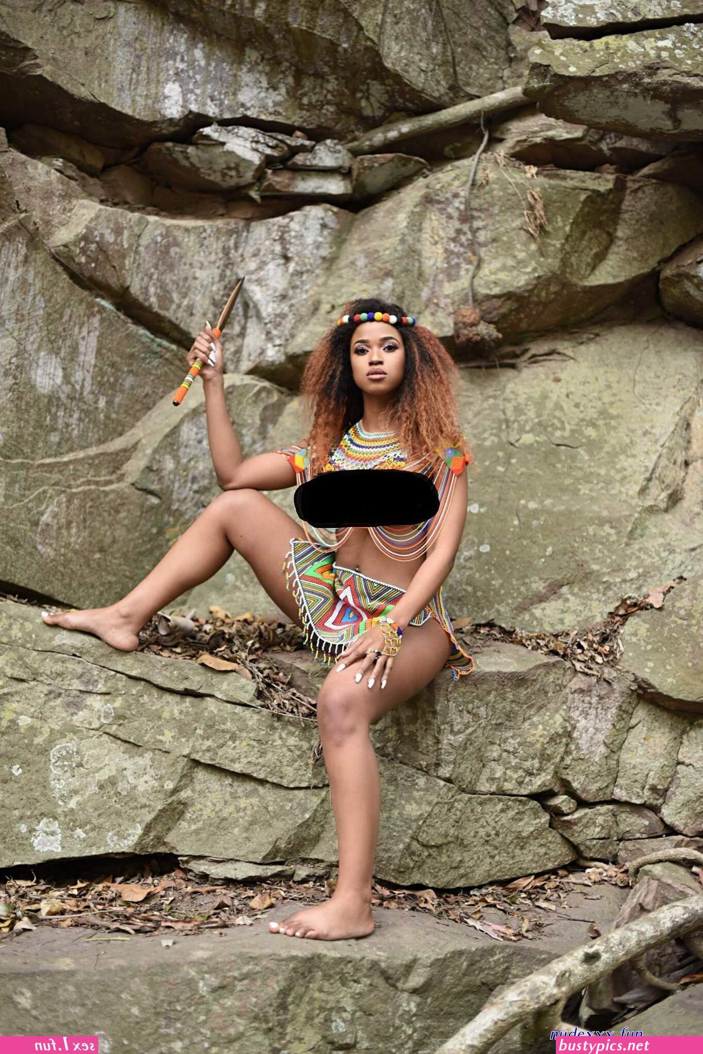 african open naked thigh ladies