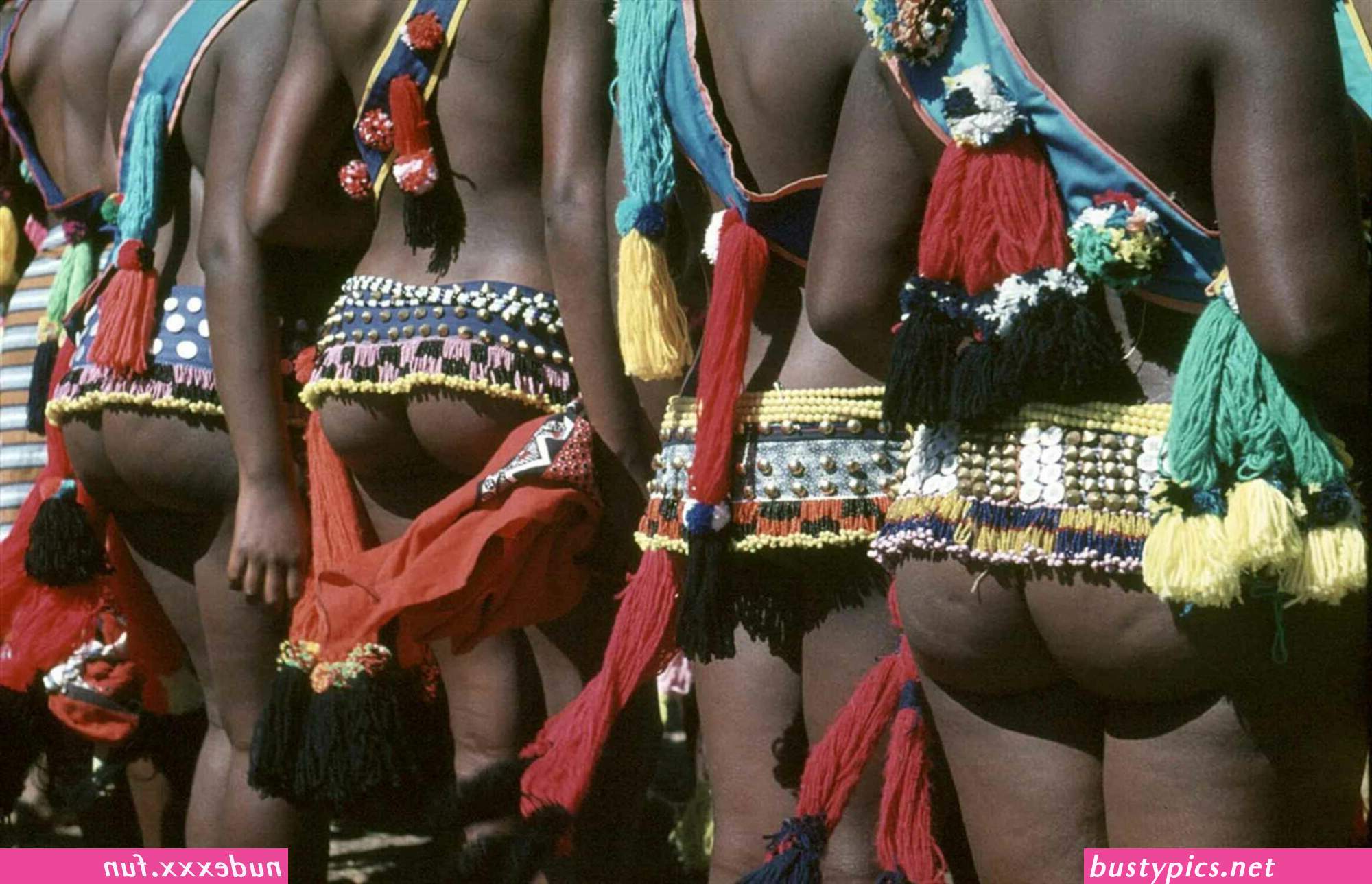 african open naked thigh ladies