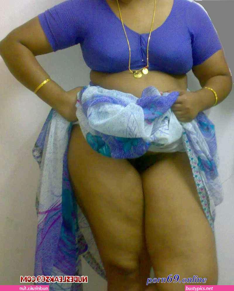 desi saree aunty nude