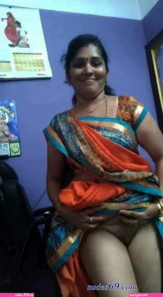 desi saree aunty nude