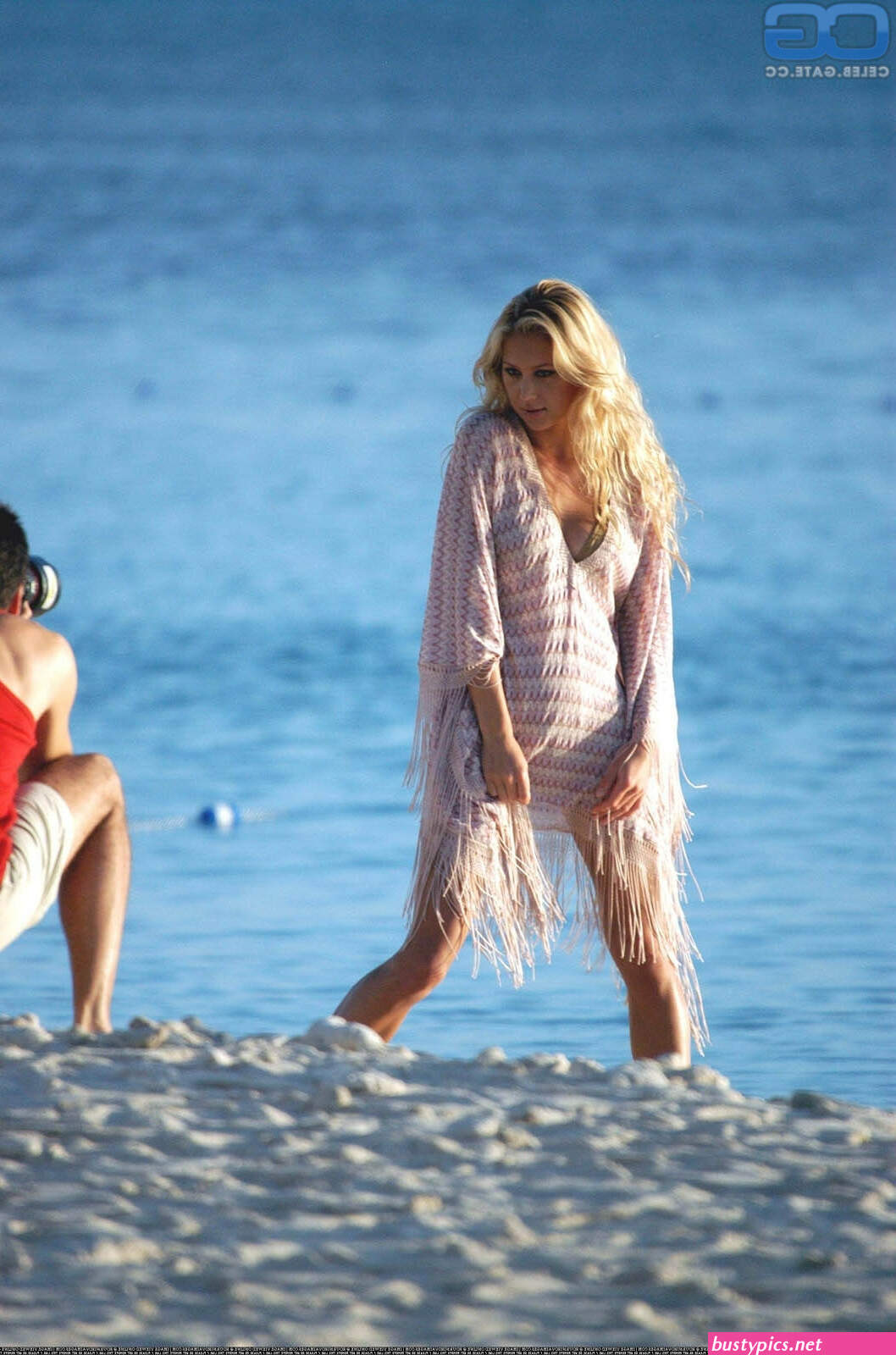 https://wanderlust.care/anna-kournikova/gallery.html