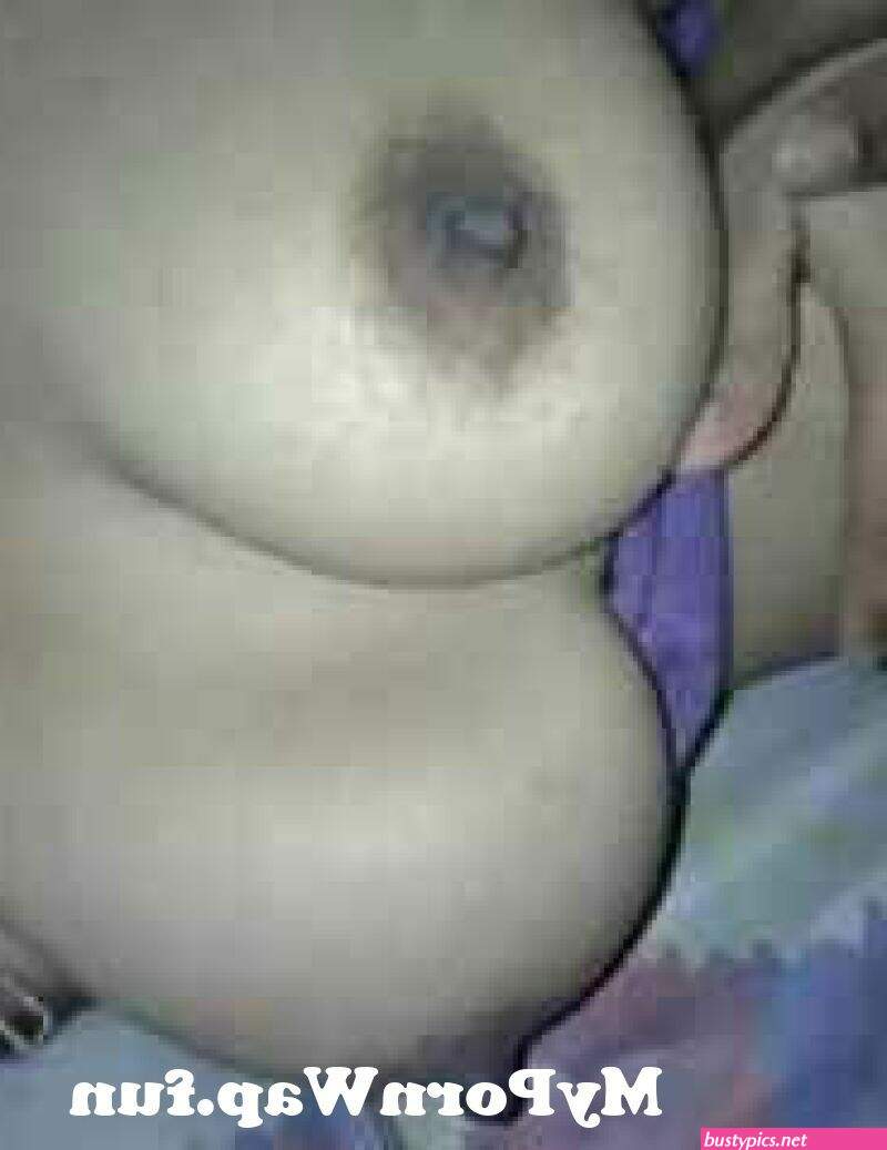 indian aunty hairy boobs photos