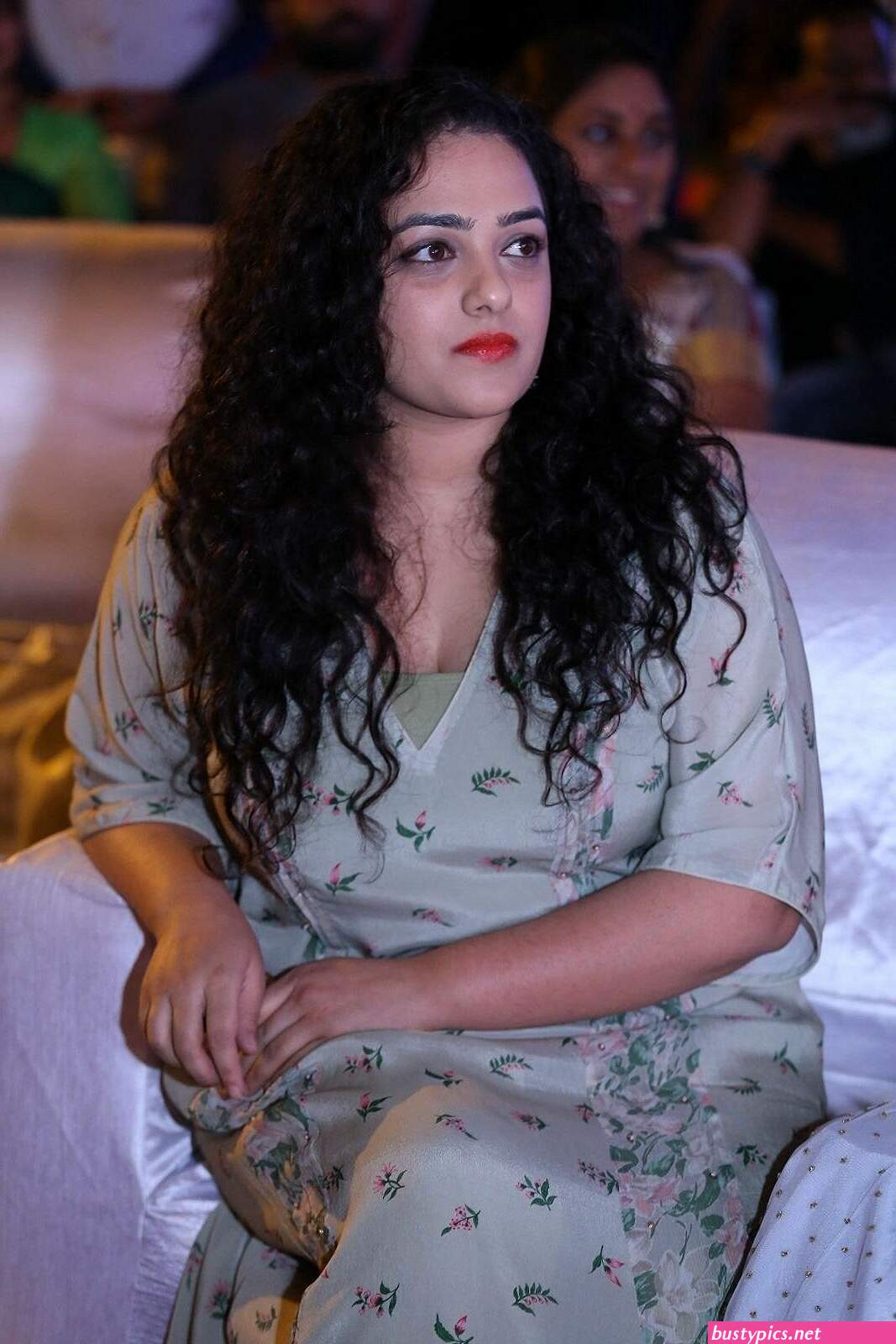 nithya menon curvy body images