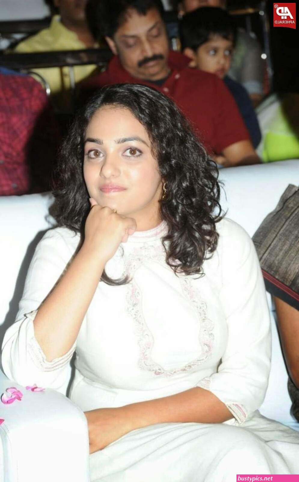 nithya menon curvy body images