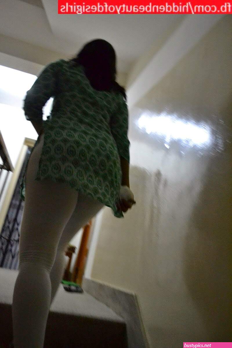 biutyfull gerl gaand photo