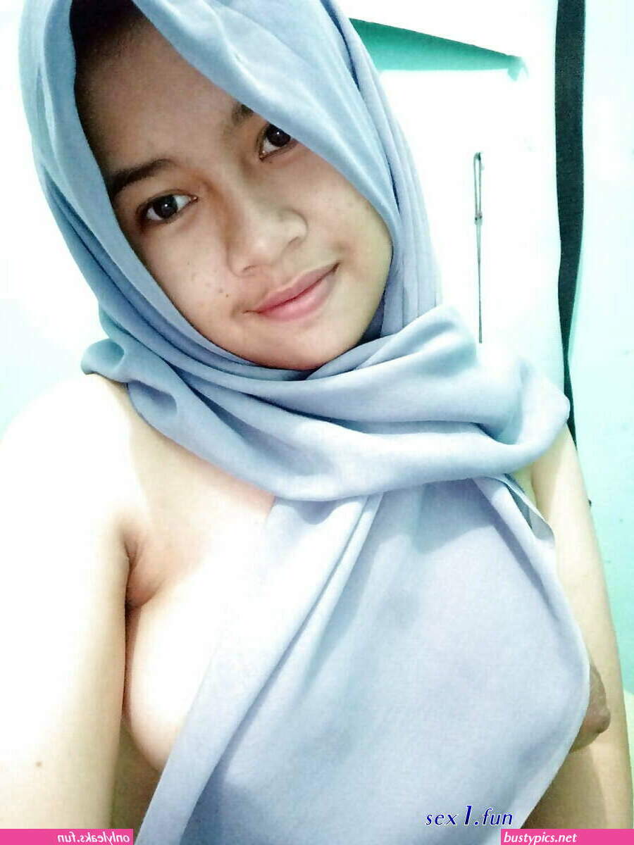foto bugil lubang memek cewek jilbab
