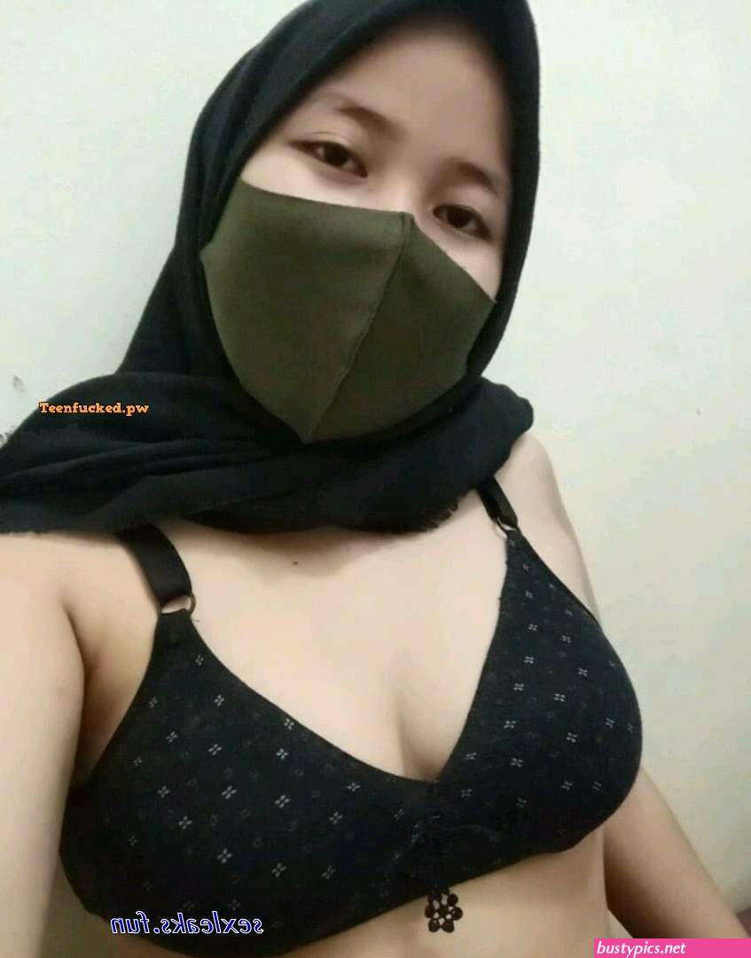 foto bugil lubang memek cewek jilbab