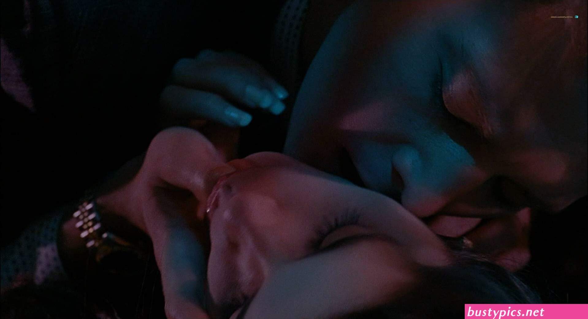 jami gertz nude photos