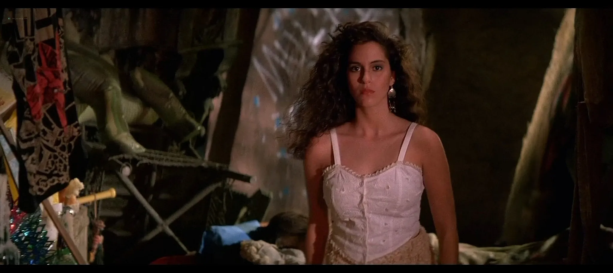 jami gertz nude photos