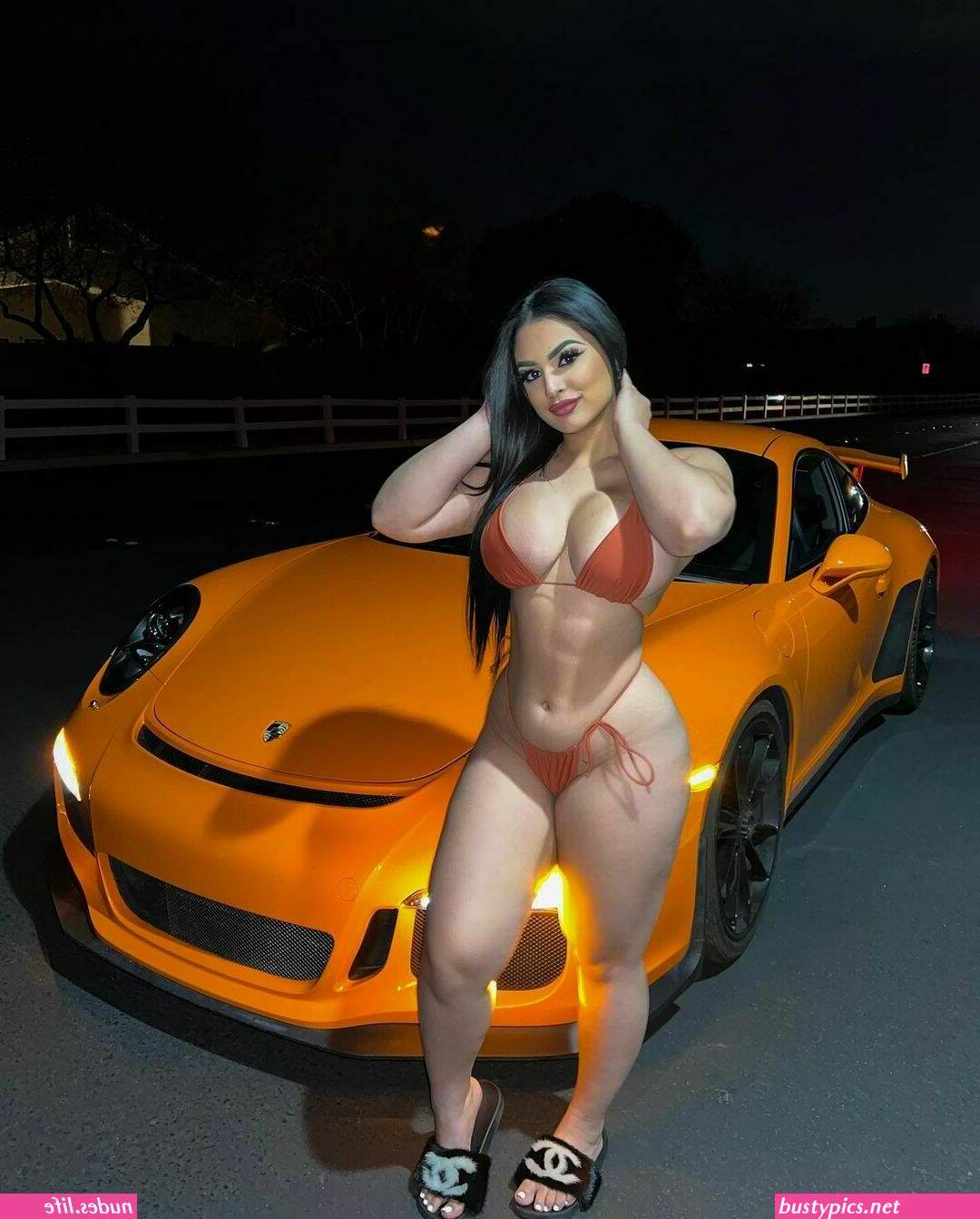 nadia skhar nude pic gallery