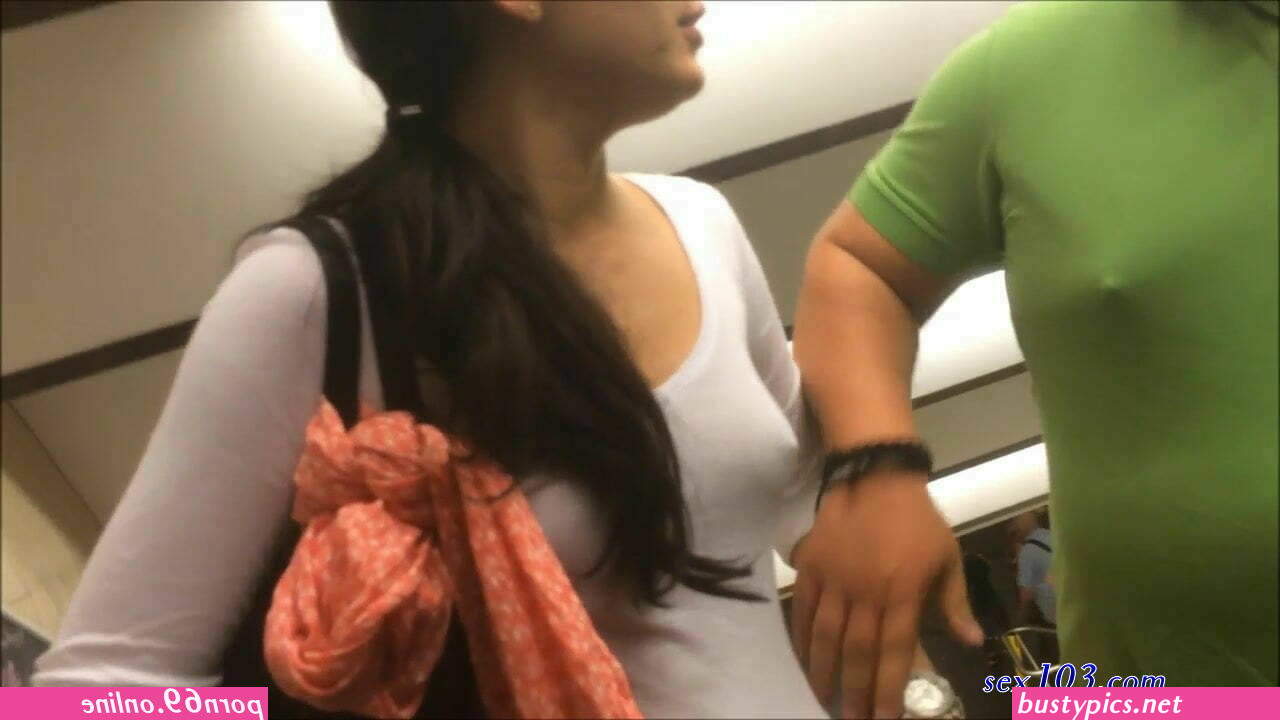 nipple slip desi india real