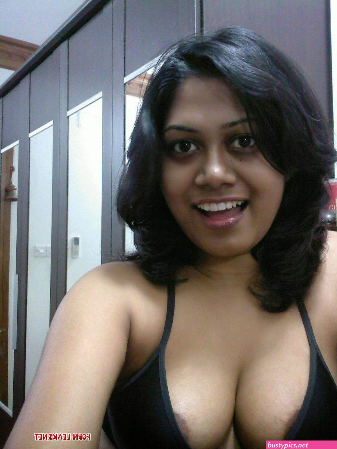 nipple slip desi india real
